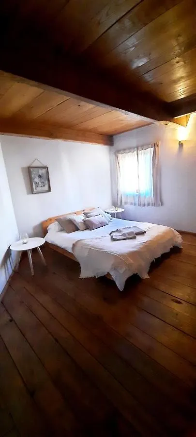 Maison Familiale Chaleureuse Idealement Situee Silhac Holiday home