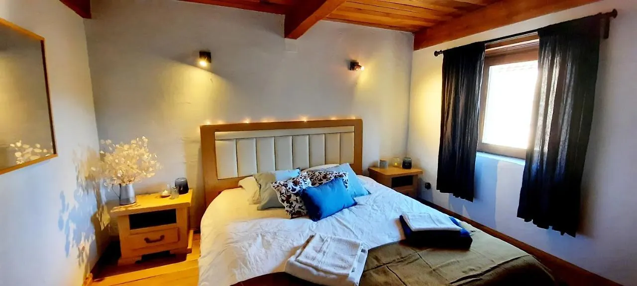 Maison Familiale Chaleureuse Idealement Situee Silhac