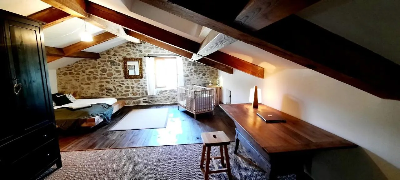 Maison Familiale Chaleureuse Idealement Situee Silhac Holiday home